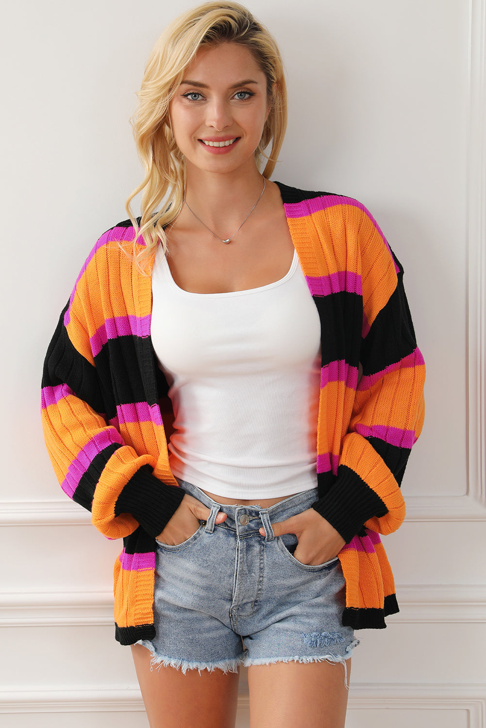 Cardigan slouchy con spalle scoperte color block a righe nere