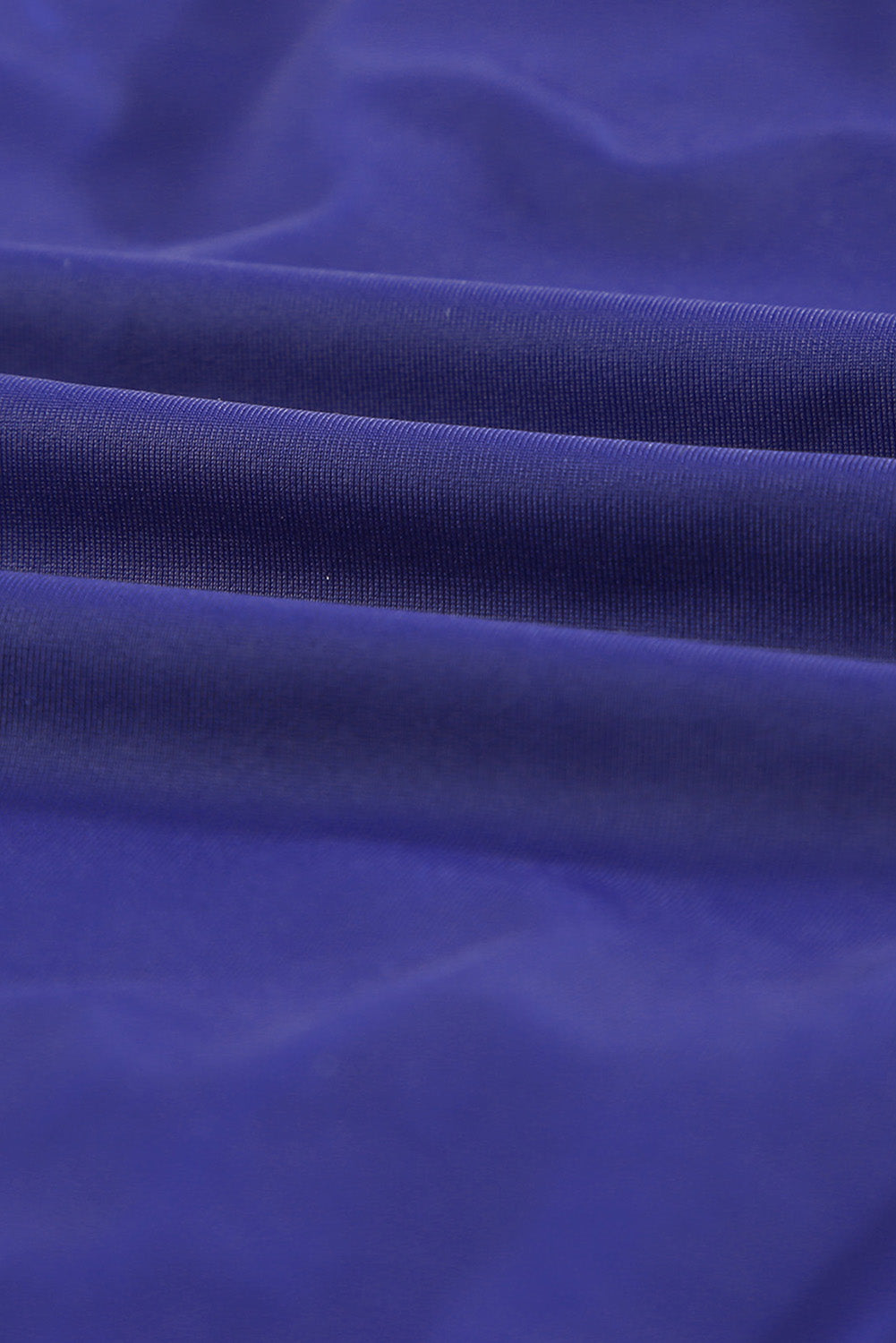 Blau bedruckter, halbärmliger Badeanzug mit Reißverschluss vorne