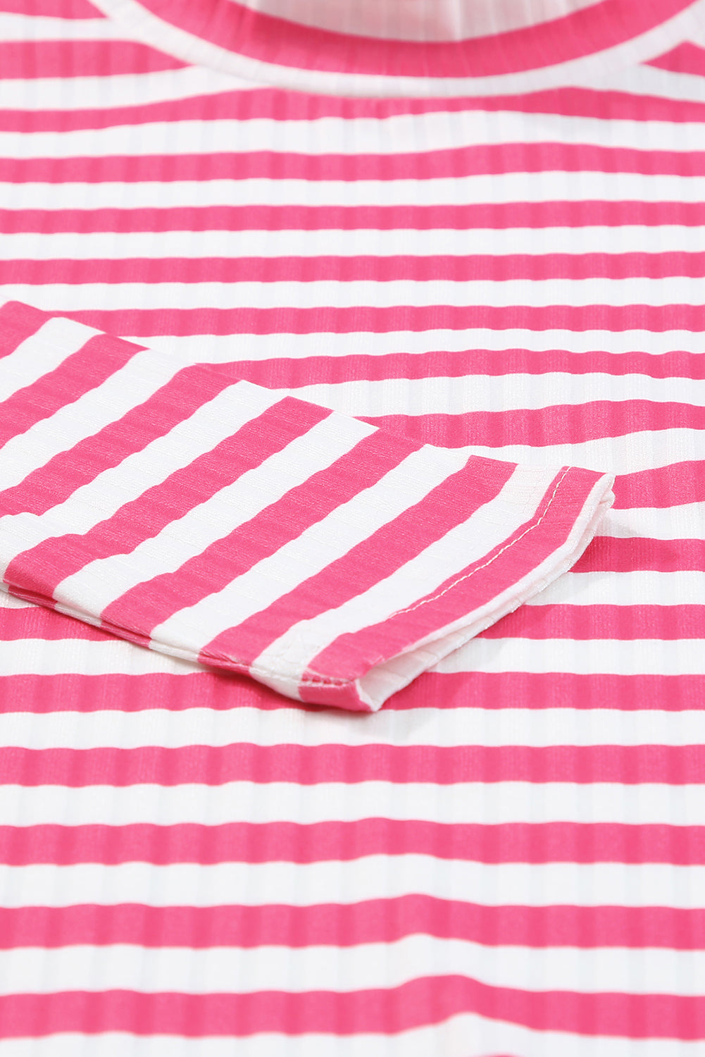 T-shirt a maniche lunghe in maglia testurizzata con stampa a righe rosa fragola