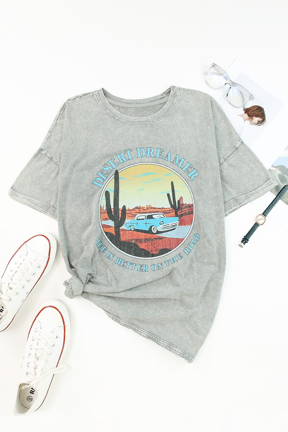 Graues Desert Dreamer Mineral Wash Grafik-T-Shirt