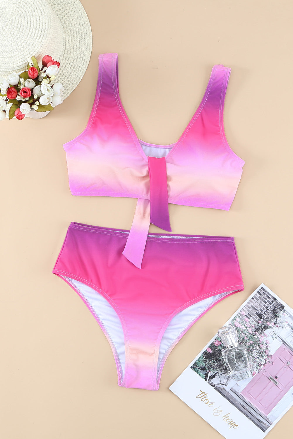 Costume da bagno bikini con scollo a V annodato in colore sfumato viola