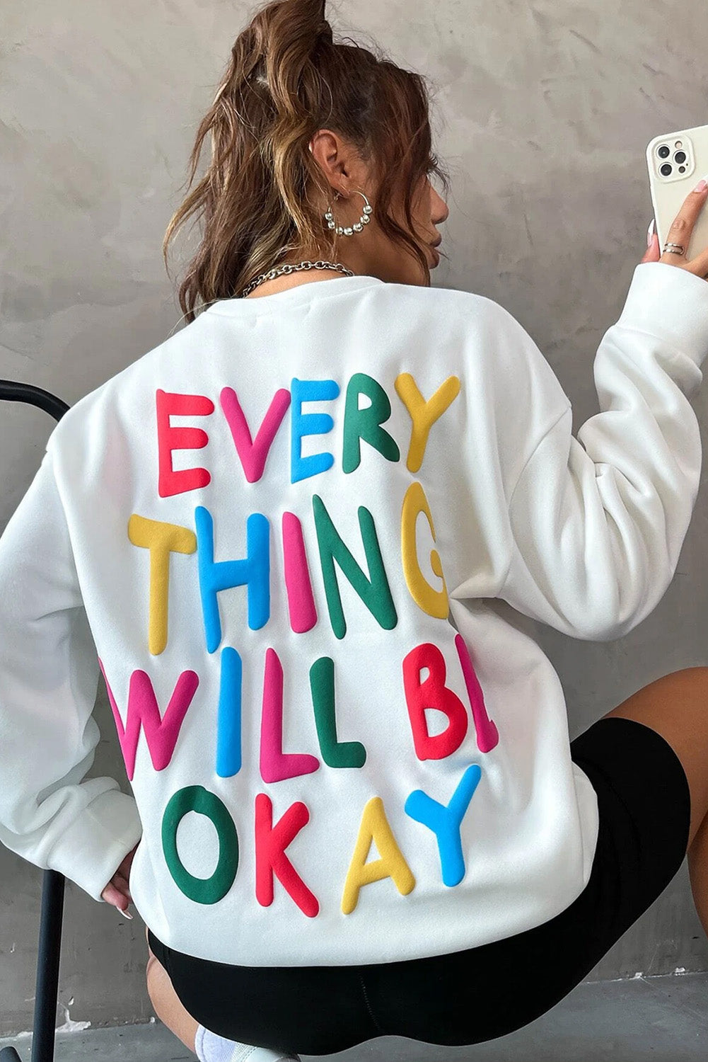 Bel pulover EVERY THING WILL BE OKAY Colorful Letters