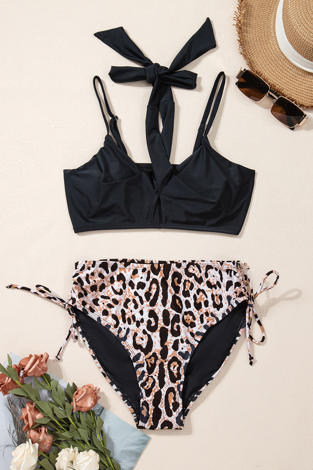 Costume da bagno bikini leopardato nero incrociato sul retro
