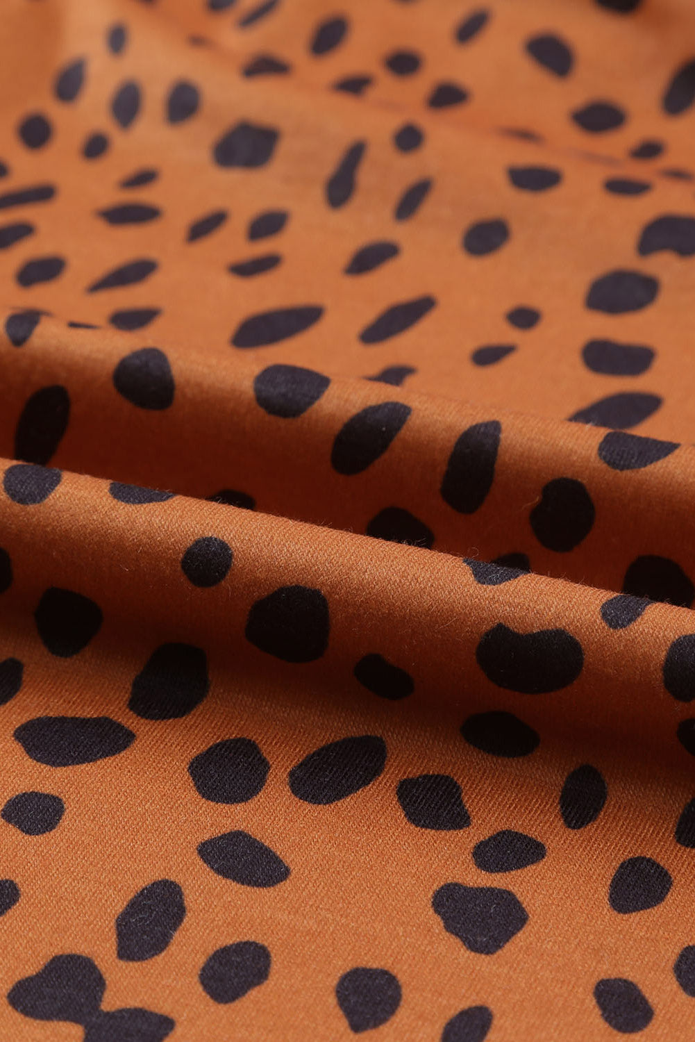 Robe babydoll marron à manches longues et motif léopard