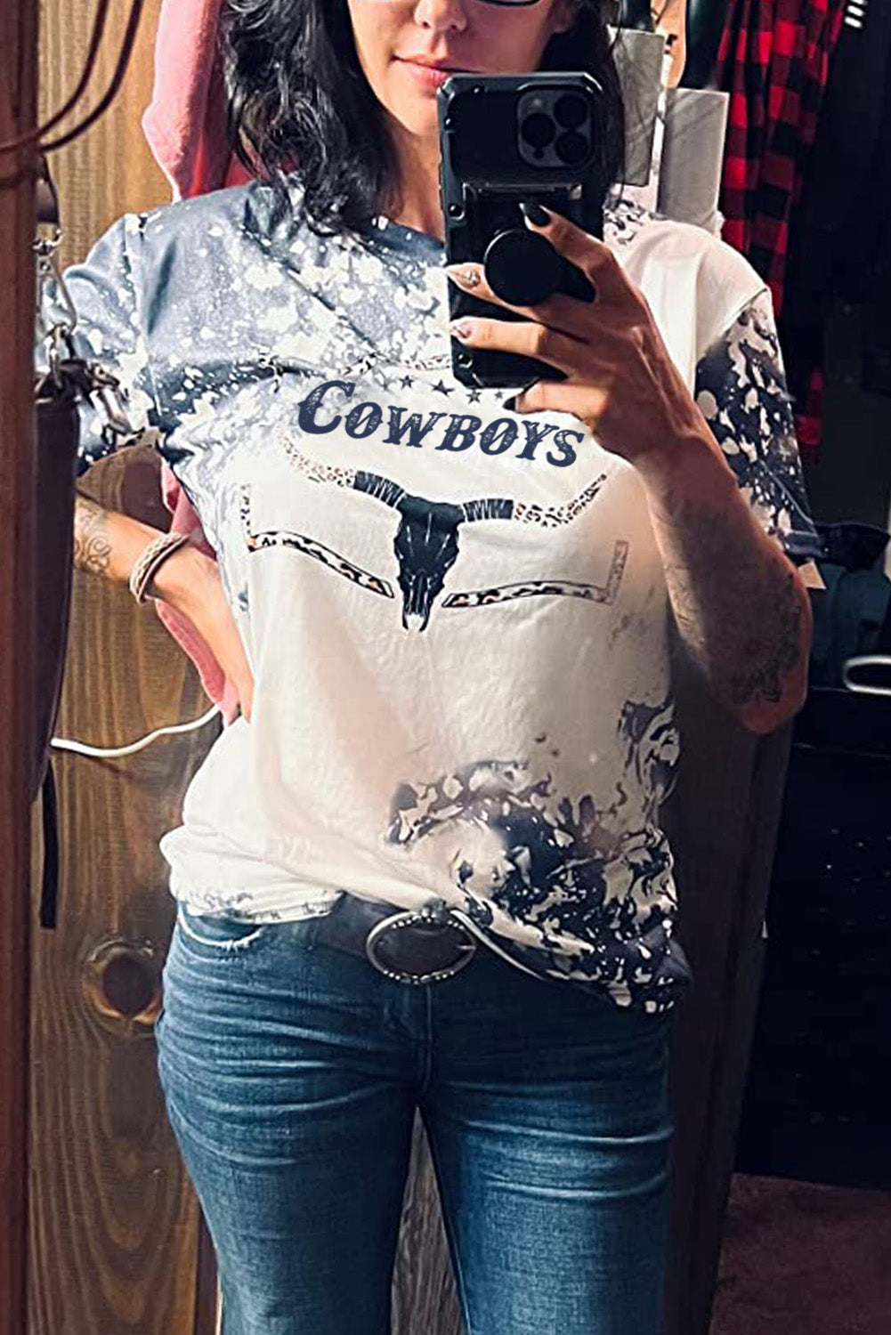 Siva zapadnjačka majica s grafičkim kravljim rogom