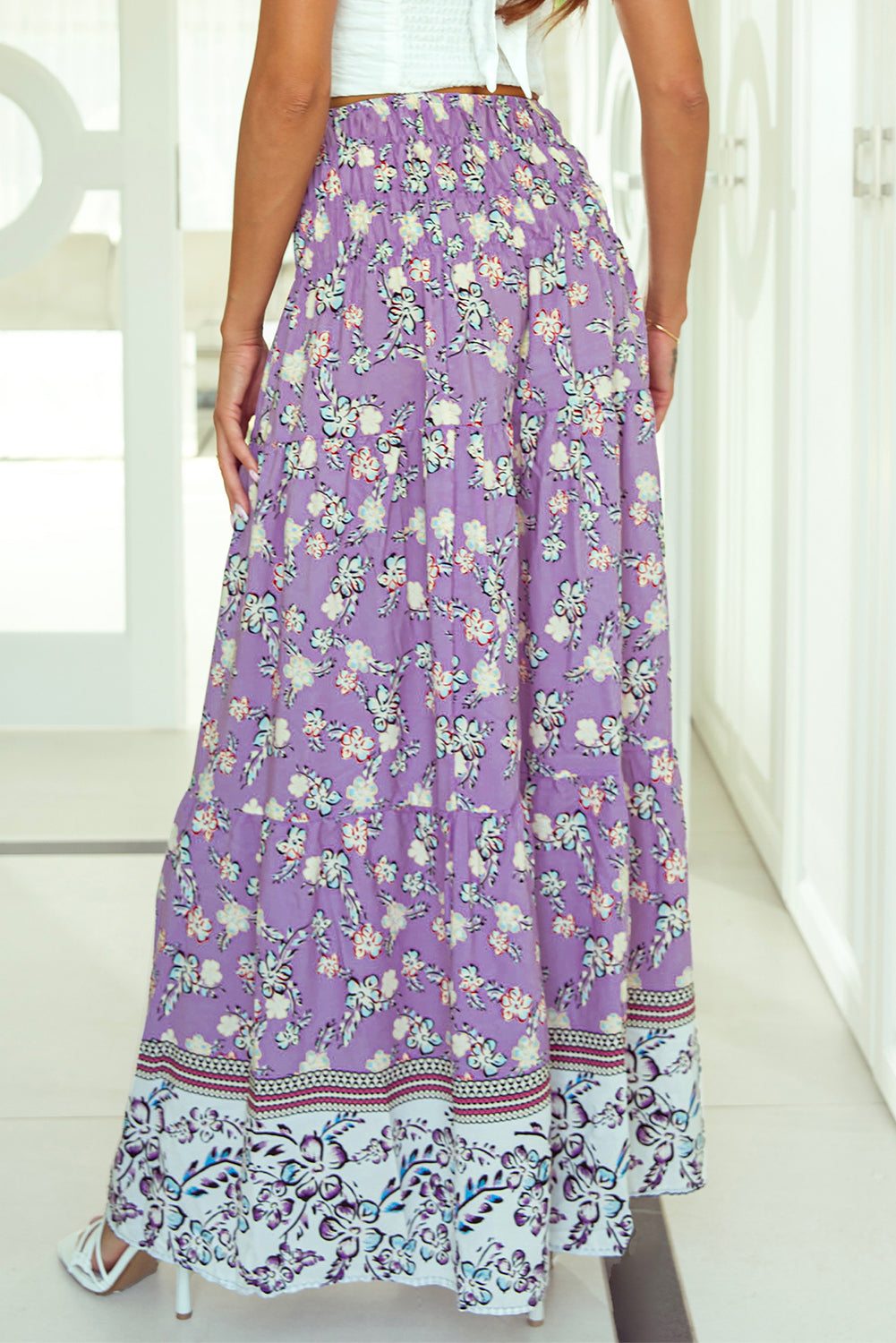 Jupe longue taille haute froncée à imprimé floral violet