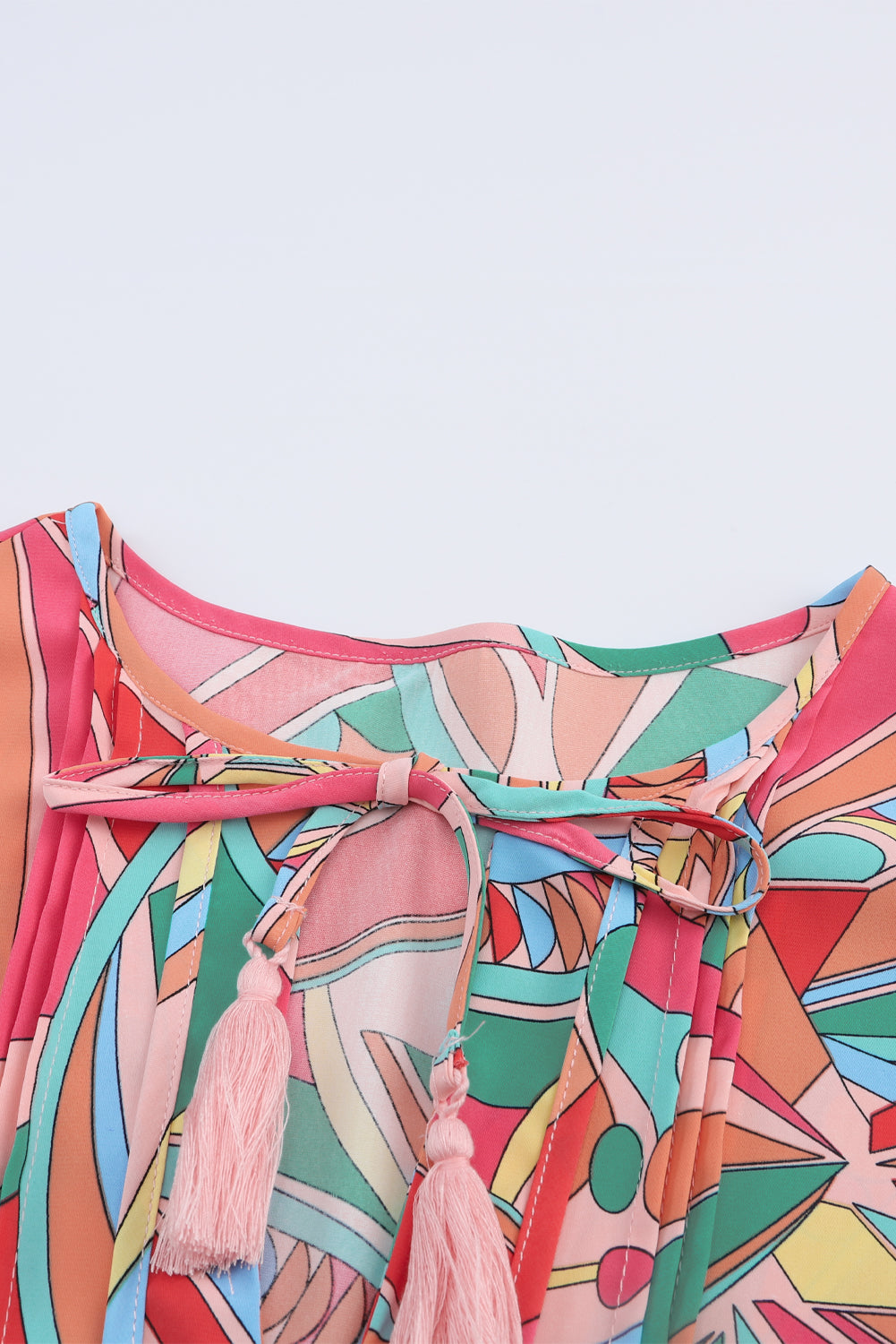 Večbarvna bluza z abstraktnim vzorcem boho z razcepljenim V izrezom, tekoča bluza