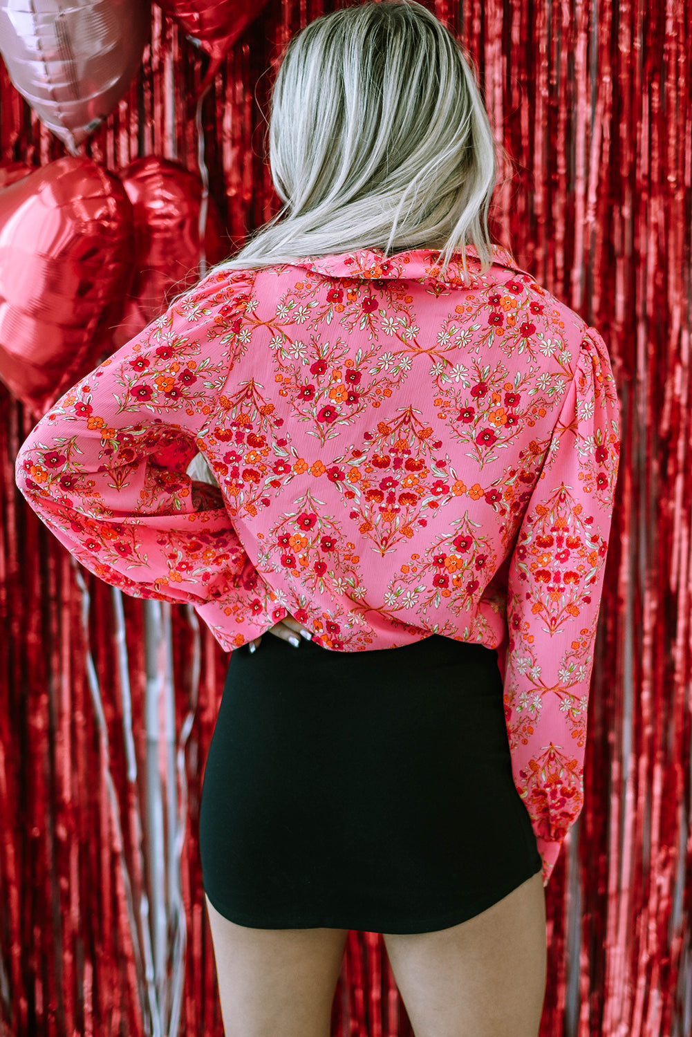 Chemise à manches bouffantes florales esthétiques rose fraise
