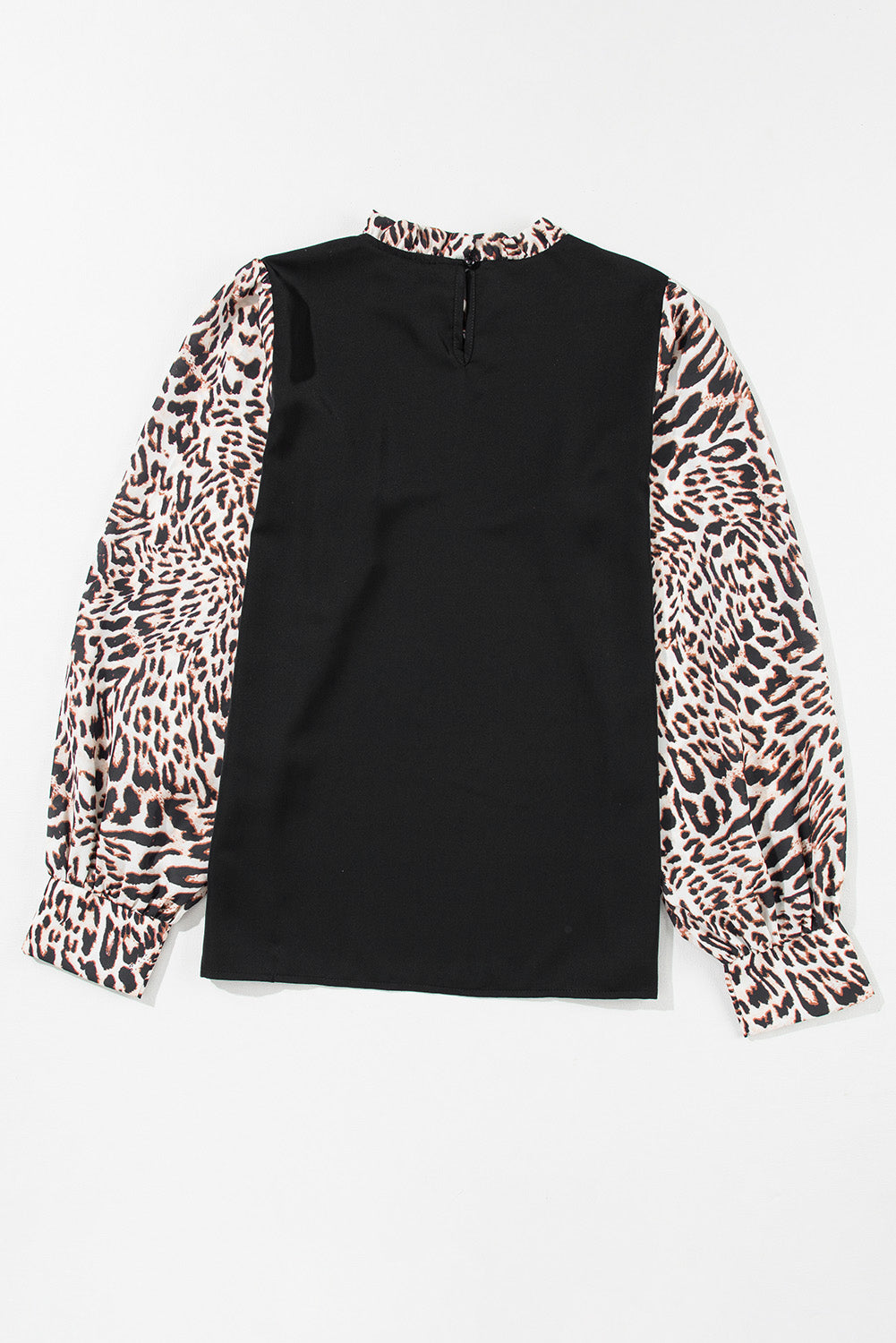 Črna kontrastna bluza z leopardjim vzorcem in lantern rokavi