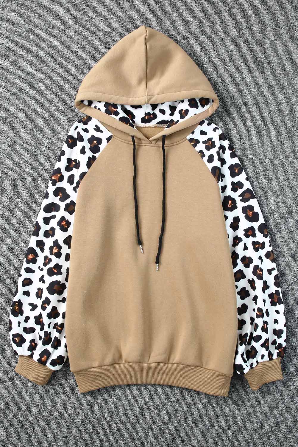 Khakifarbenes Kapuzen-Sweatshirt mit Leoparden- und Bishop-Ärmeln
