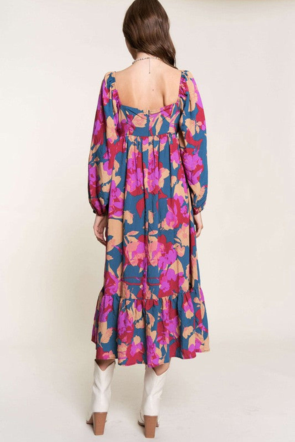 Mehrfarbiges Kleid mit Blumendruck, quadratischem Ausschnitt, Rüschen und hoher Taille