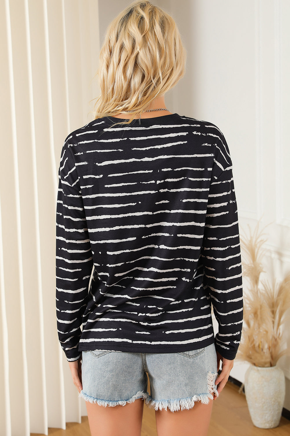 White Retro Striped Casual Long Sleeve Top