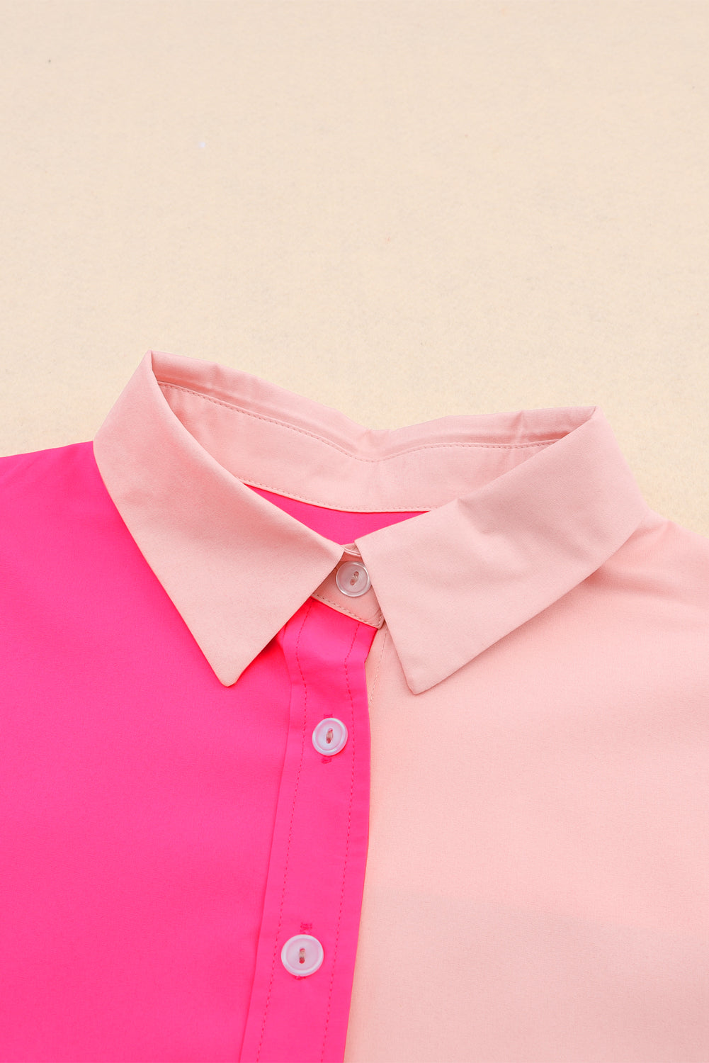 Rosafarbenes, übergroßes Patchwork-Hemd in Blockfarben
