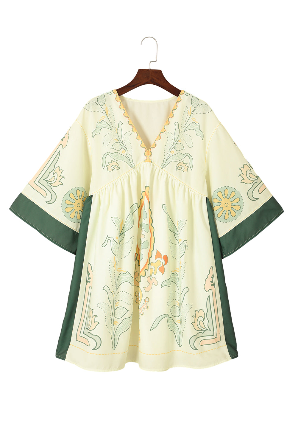 Višebojna kratka kimono haljina s V izrezom i strukiranim boho printom