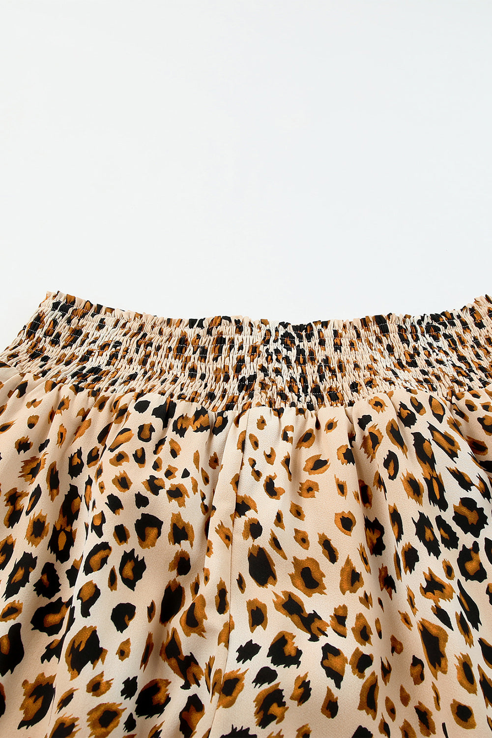 Geräucherte Hose mit weitem Bein und hoher Taille in Leopardenmuster in Übergröße