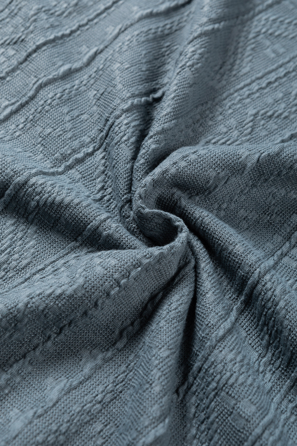 Blaues, strukturiertes, langärmliges Ashleigh-Oberteil mit geknöpftem Dekor