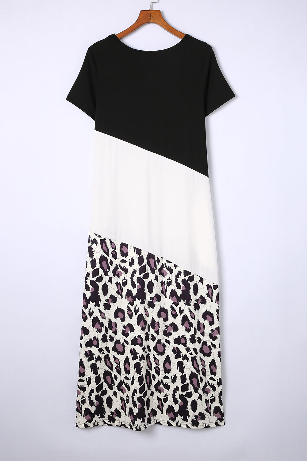 Crna majica kratkih rukava s leopard blokovima boja s prorezom, maksi haljina