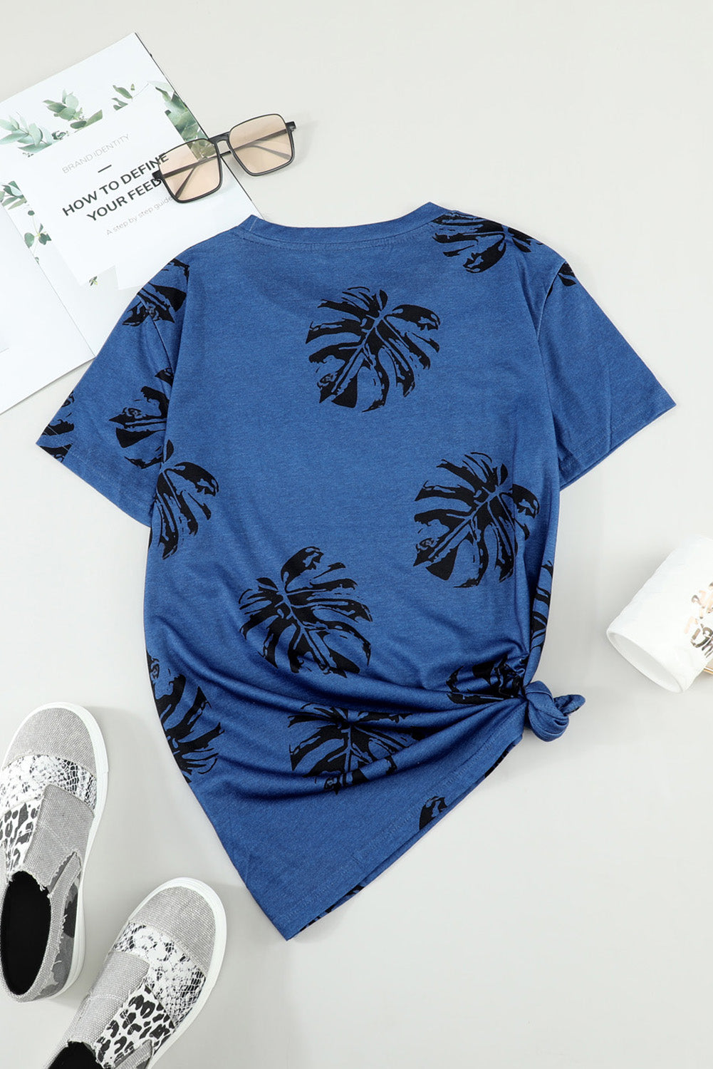 Gray Crew Neck Tropical Plants Print T-shirt