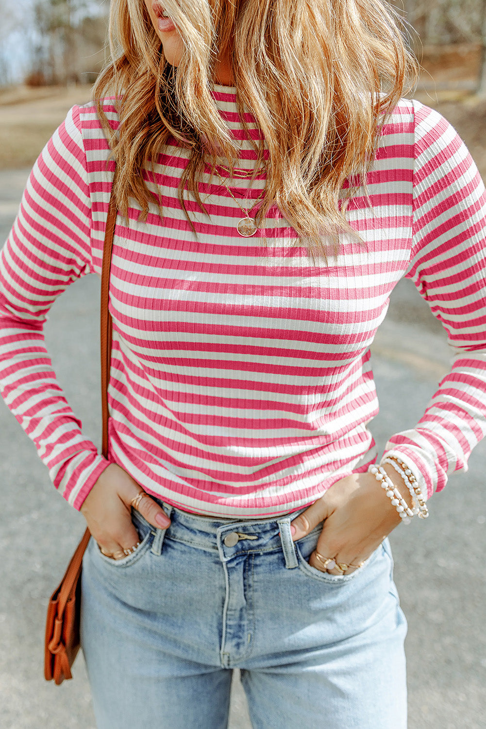 T-shirt à manches longues en tricot texturé à rayures rose fraise