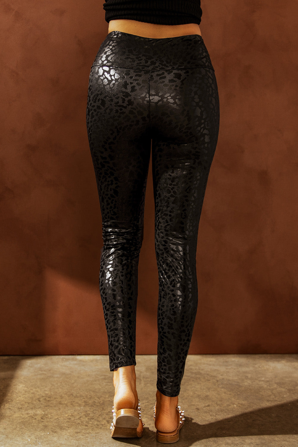 Legging texturé léopard brillant noir