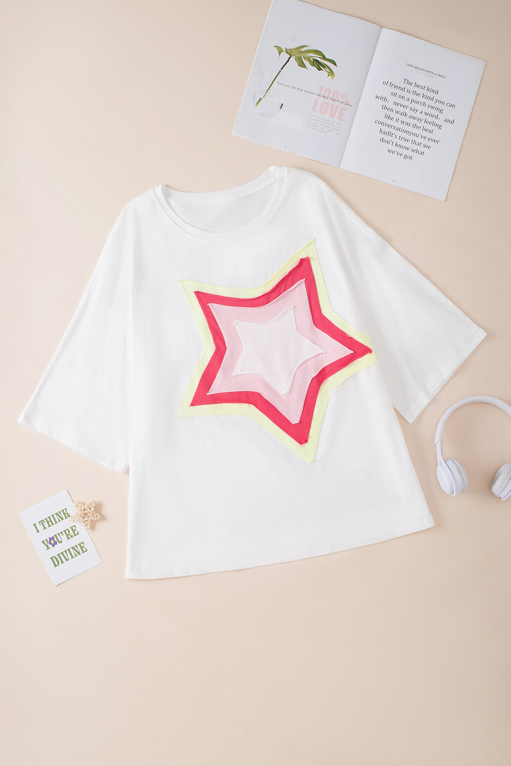 T-shirt oversize blanc à manches mi-longues et patch étoiles color block