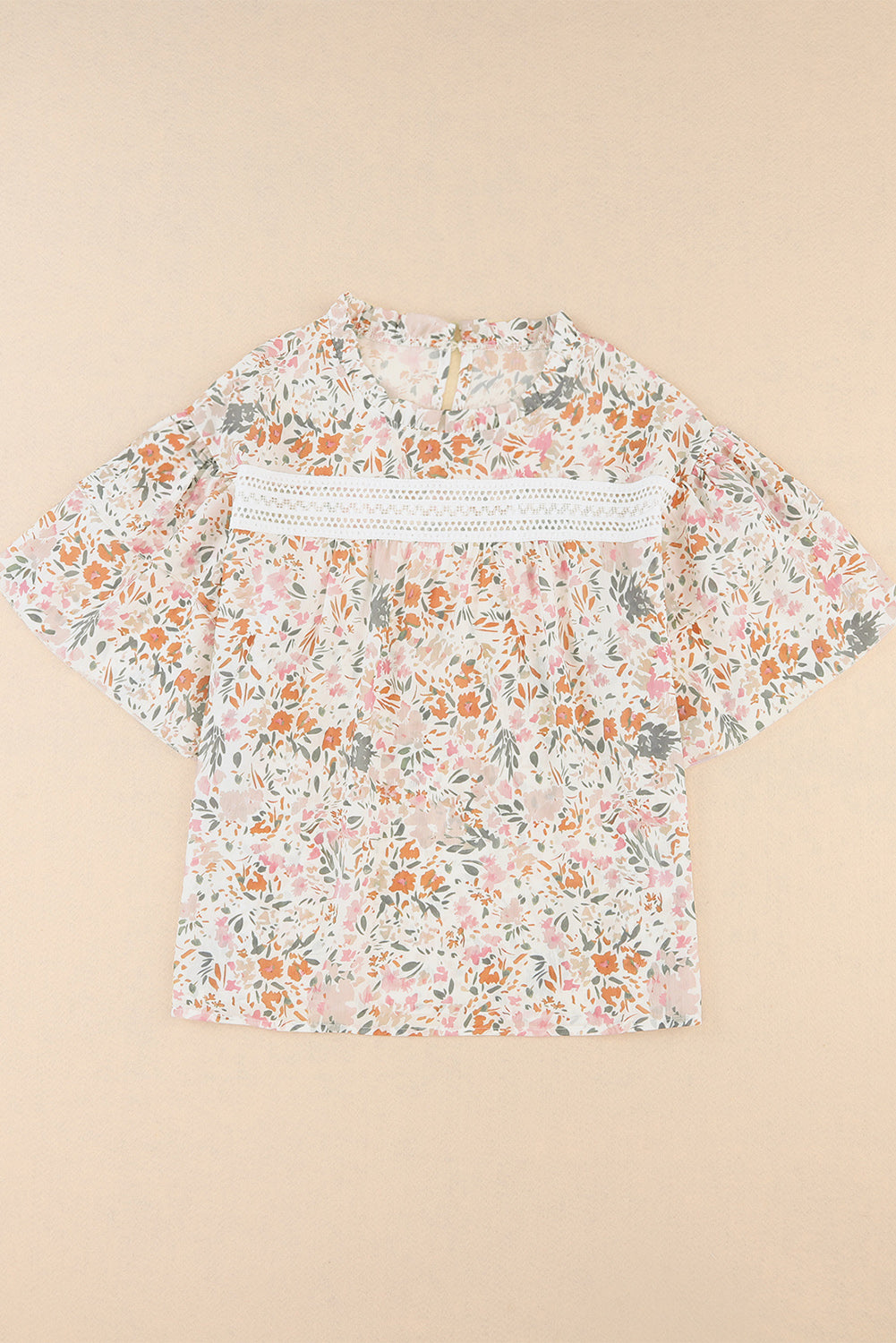 Večbarvna bluza s širokimi rokavi in ​​naborki s cvetličnim vzorcem