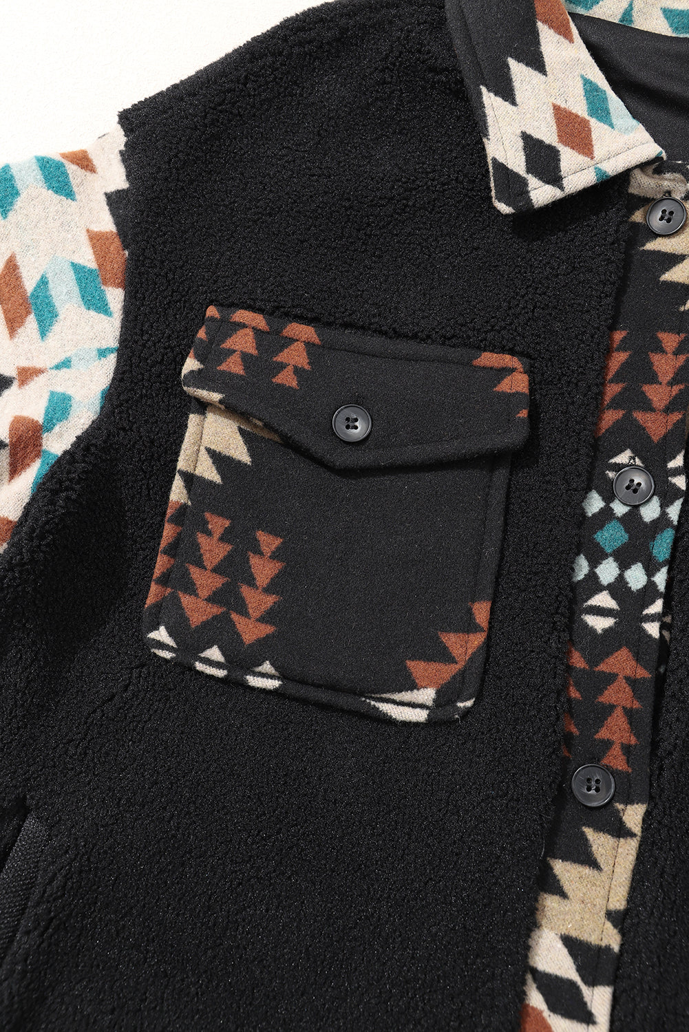 Schwarze Fleece-Jacke mit Akzent im Western-Azteken-Print