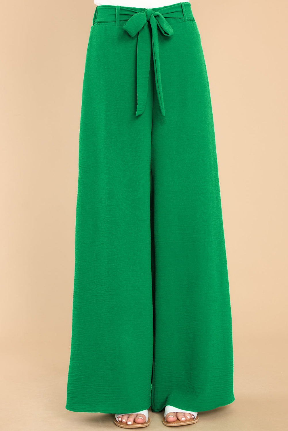 Pantalon large ceinturé à taille haute vert vif