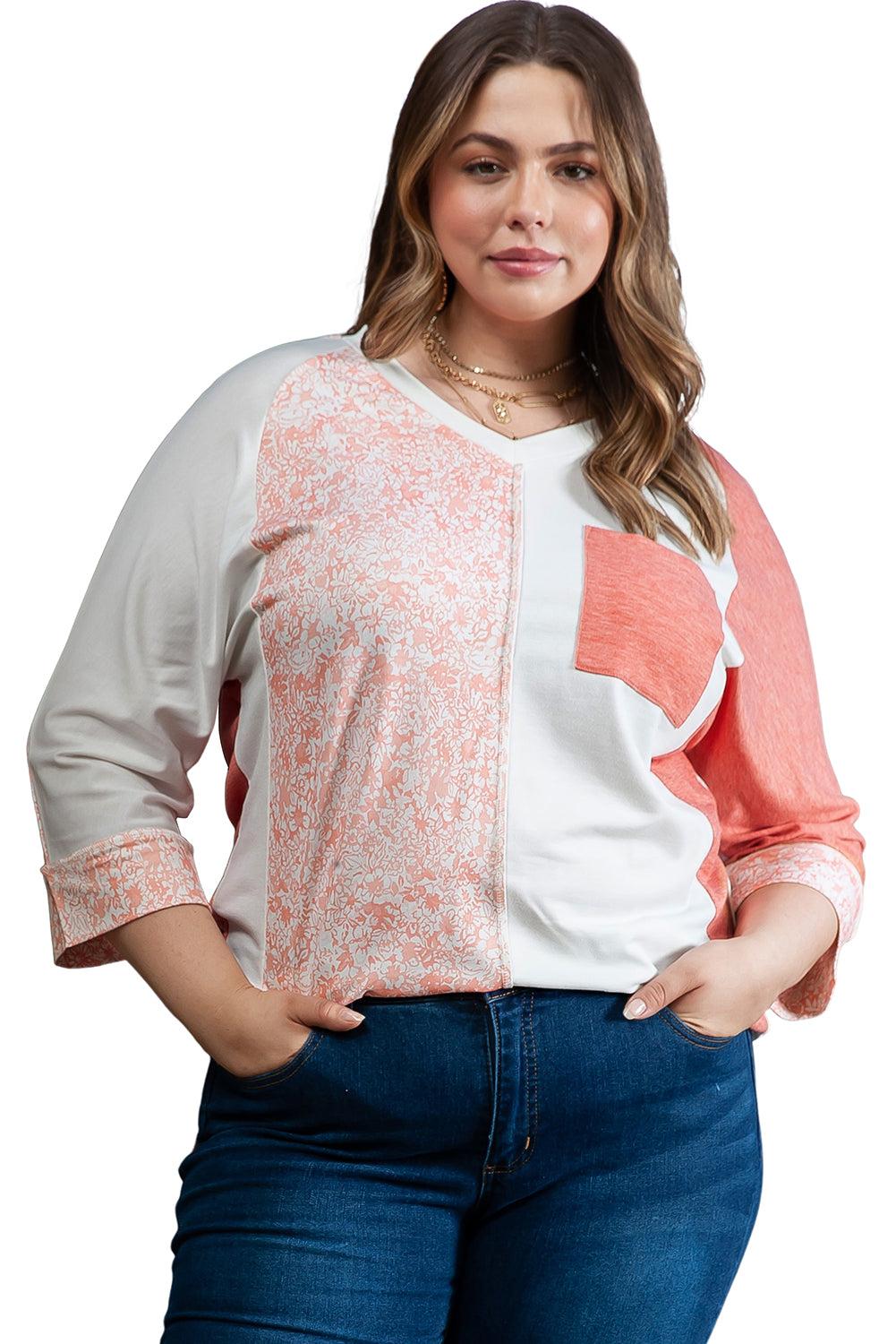 Rožnata majica s spuščeno zapestnico na ramenih z rokavi v barvnem bloku in večja velikost