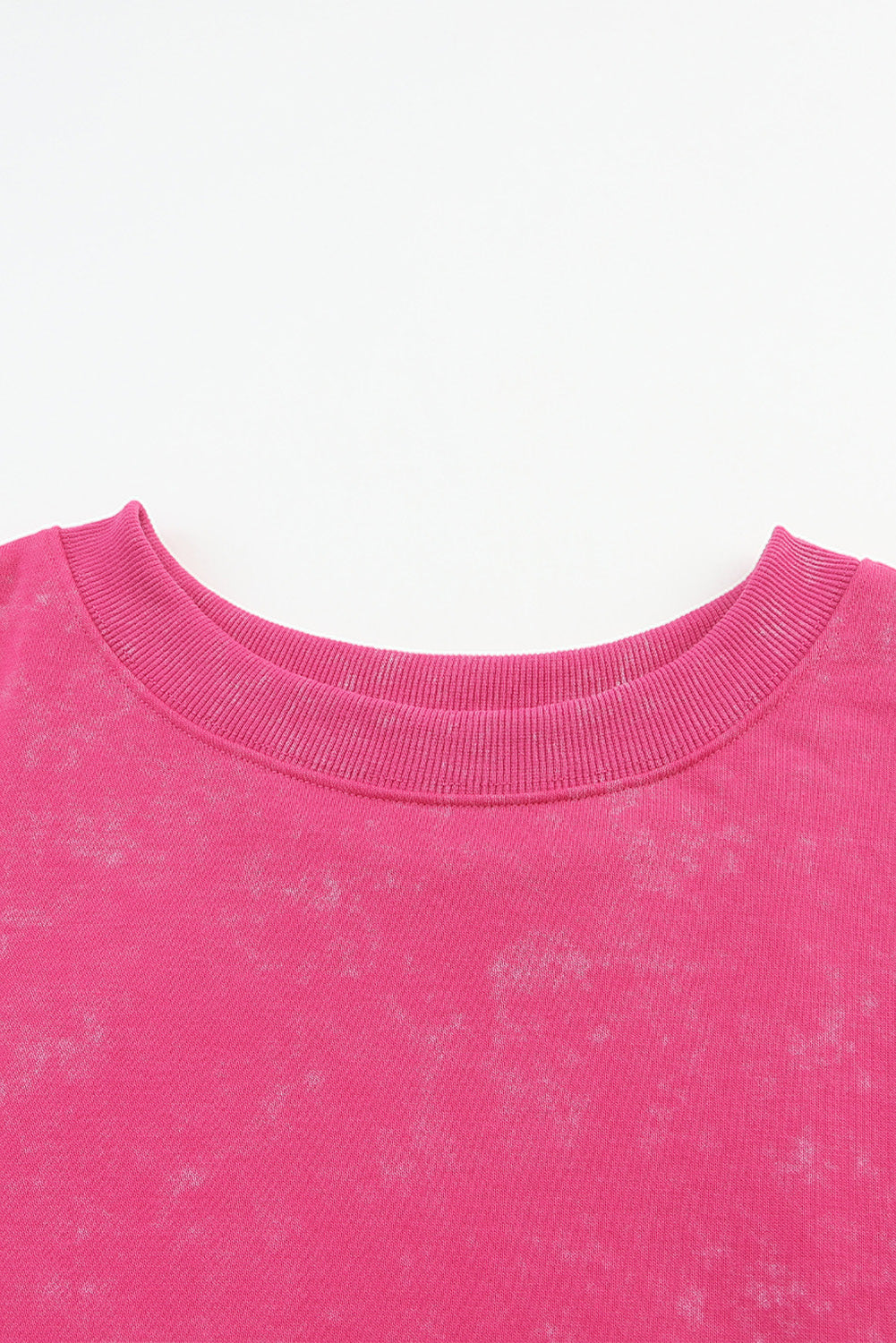 Felpa pullover con cuciture rilassate e lavaggio acido rosa con spacchi