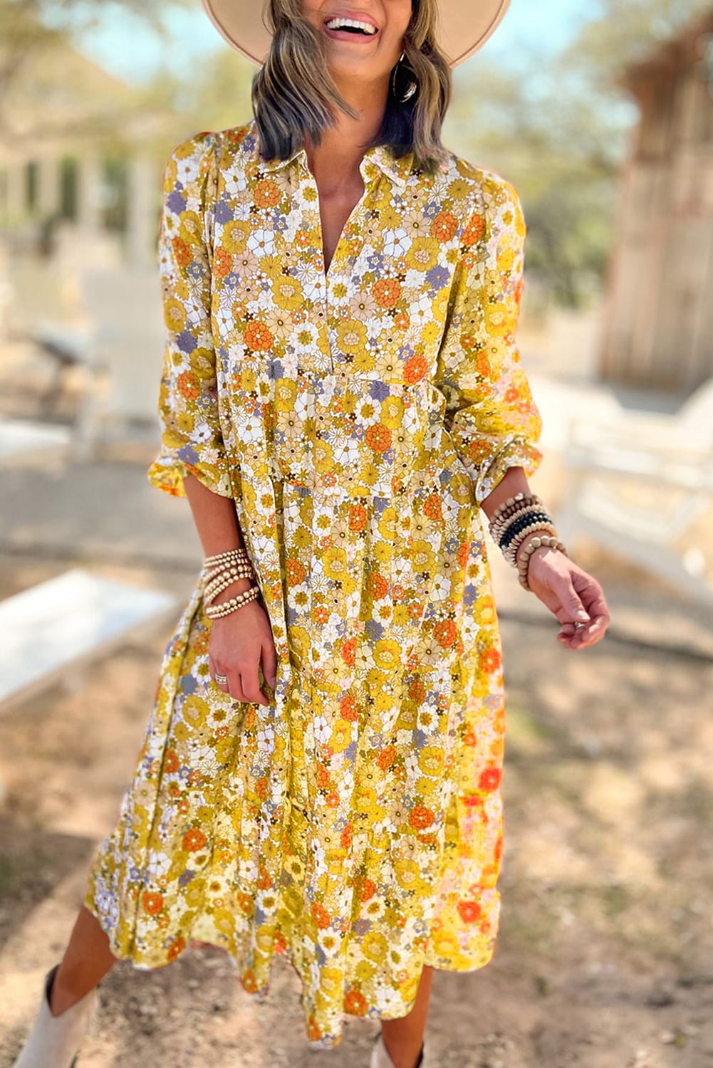 Žuta boho haljina dugih rukava s naborima s cvjetnim ovratnikom