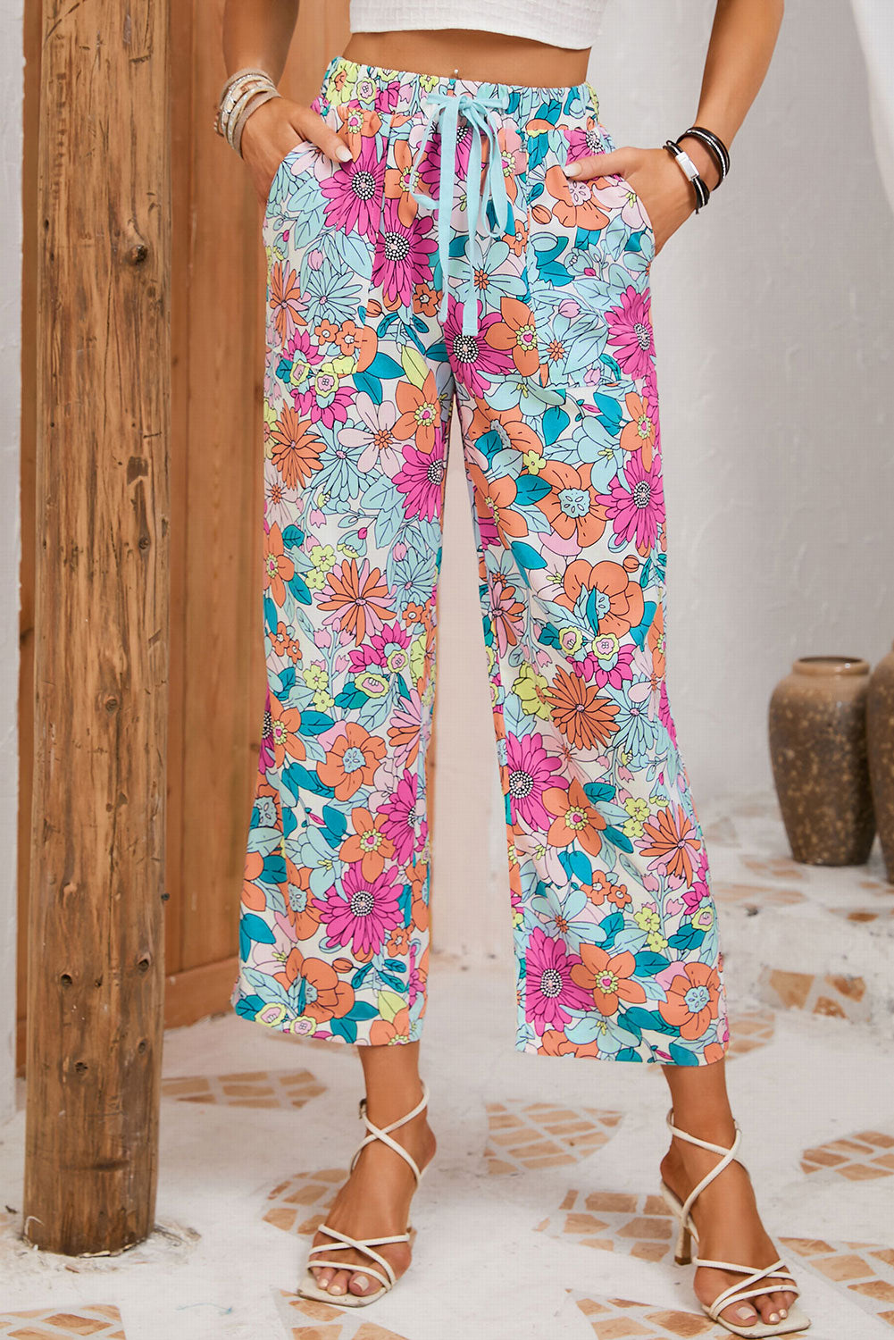 Pantalon large à taille avec cordon de serrage et imprimé floral multicolore