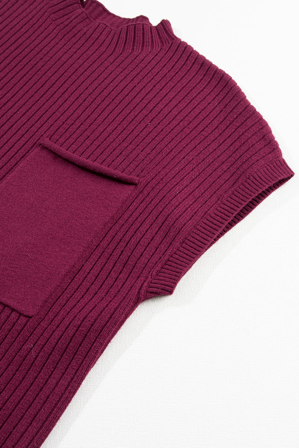 Robe pull rouge à manches courtes en tricot côtelé avec poche plaquée Dahlia