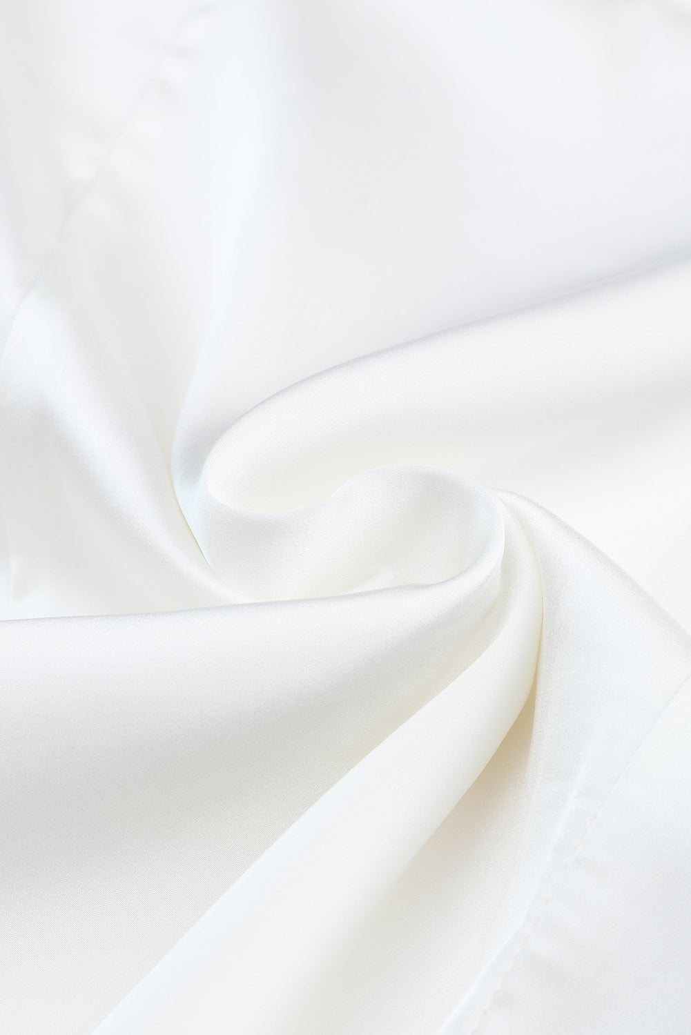 Weißes, flauschiges, trägerloses Minikleid mit Federbesatz