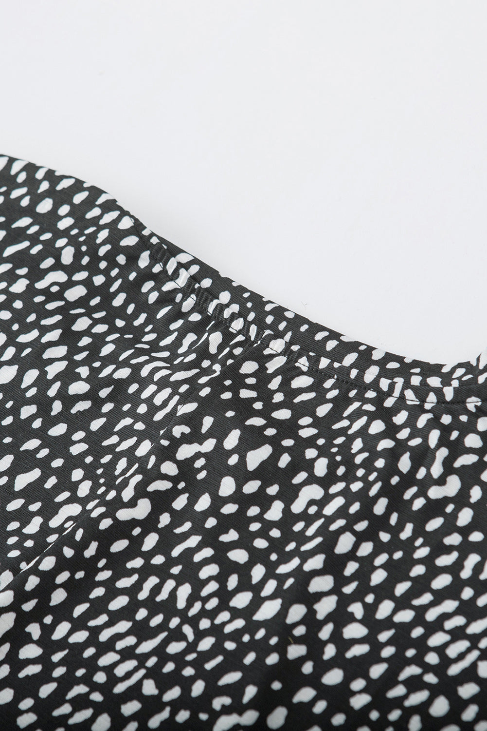 Black Leopard Print Side Pockets Tunic Top