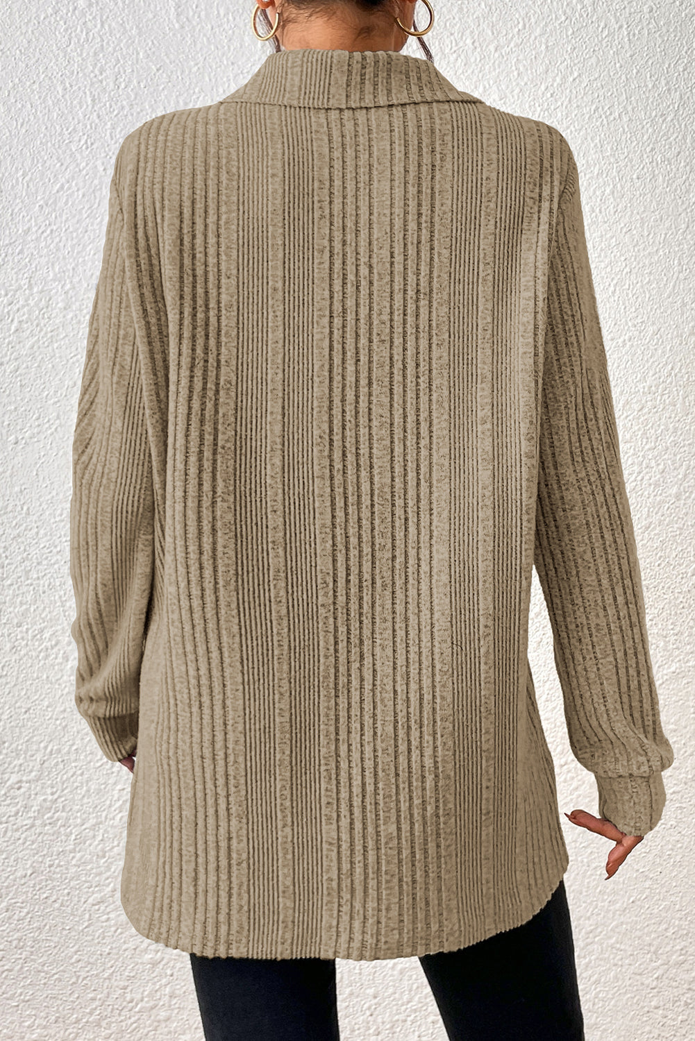 Tunique en tricot côtelé abricot à col en V et ourlet fendu