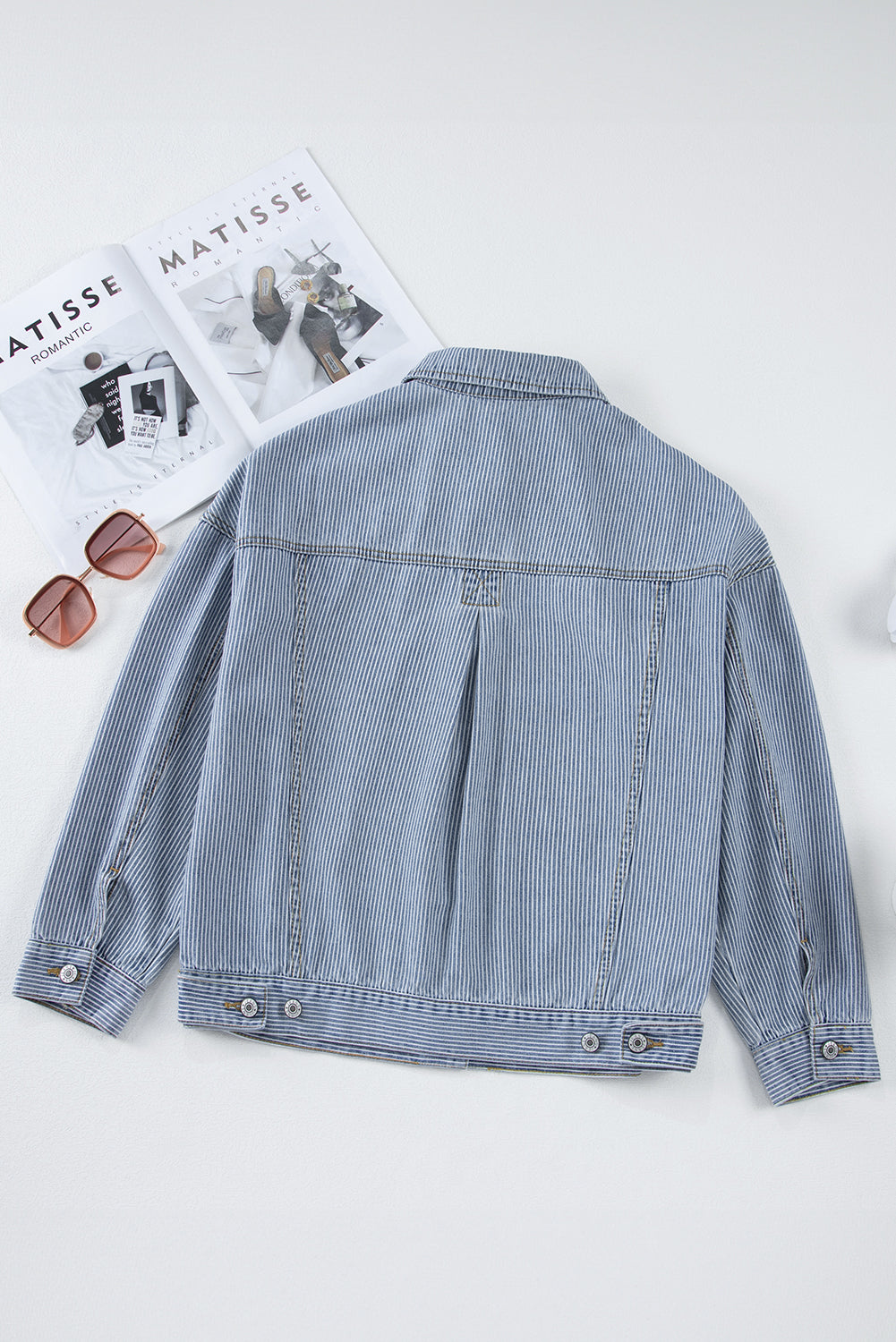 Veste en jean oversize délavée à rayures bleu ciel avec poches