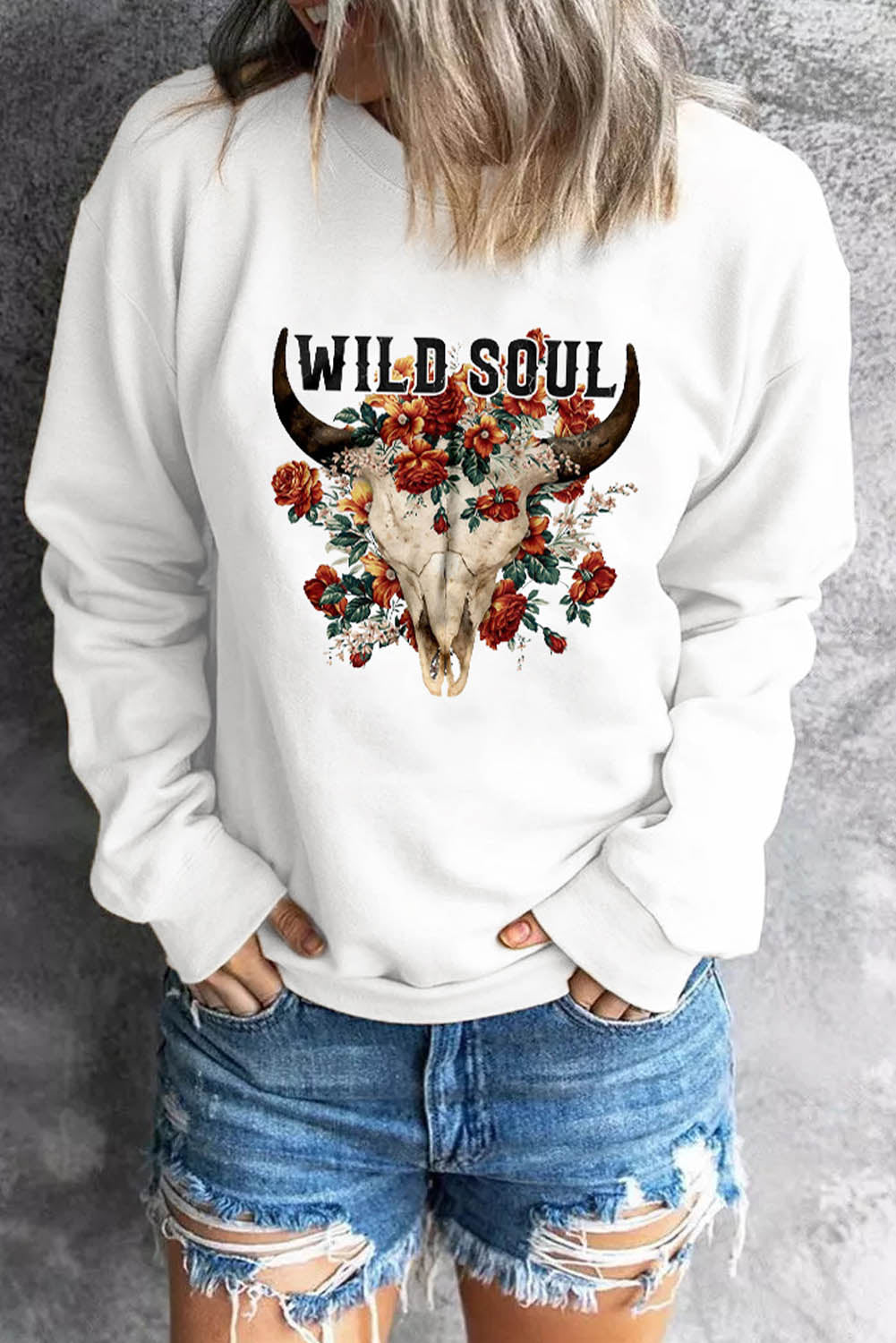 Wild Soul Floral Ochsenkopf Grafik-Sweatshirt mit tief angesetzter Schulterpartie