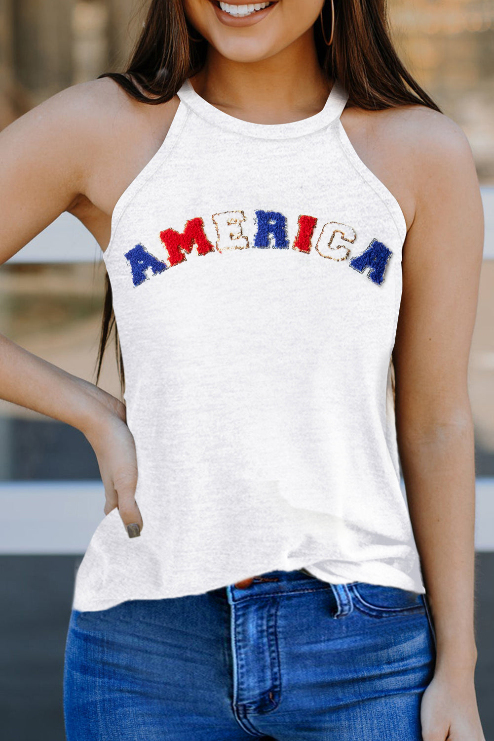 Weißes Chenille-Tanktop mit AMERICA-Grafik