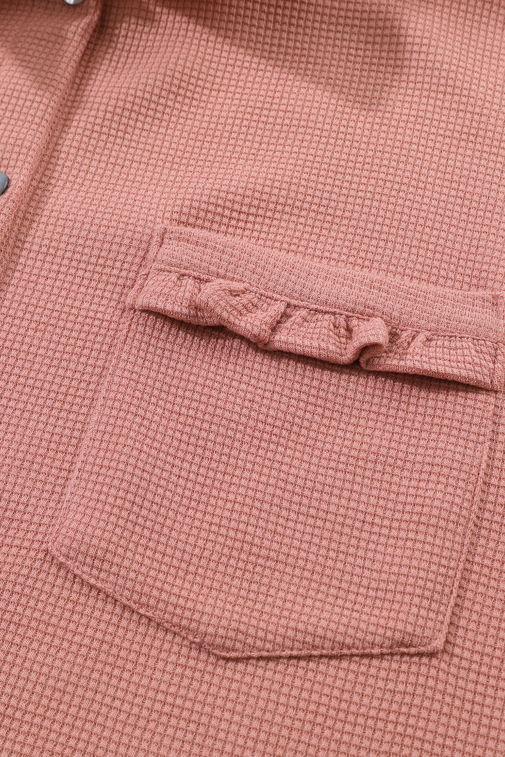 Rosafarbene, gerüschte Taschen-Strickjacke mit Waffelmuster