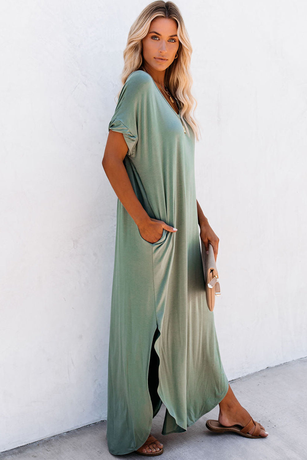 Abito maxi t-shirt con tasche nascoste con scollo a V verde erba