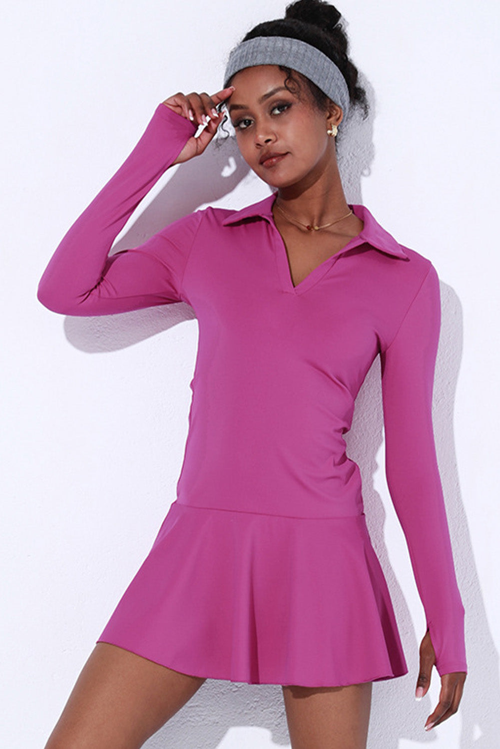 Robe de sport active rose vif à col en V et manches longues