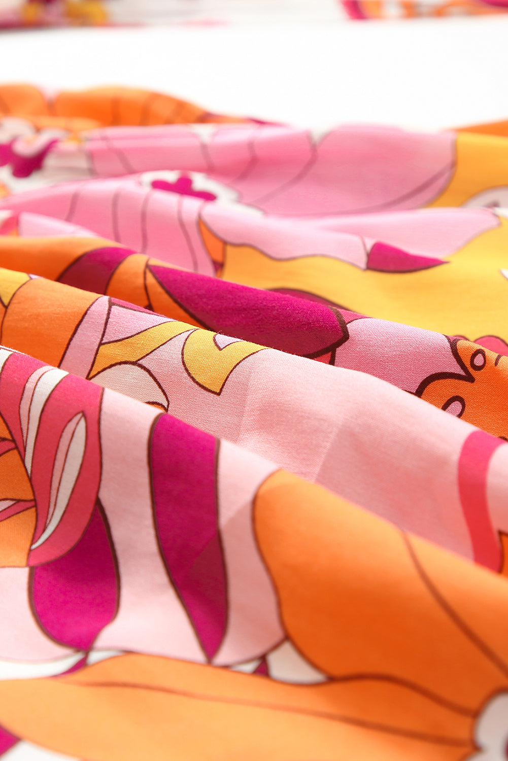 Robe longue bohème florale smockée à épaules dénudées et manches bouffantes multicolore