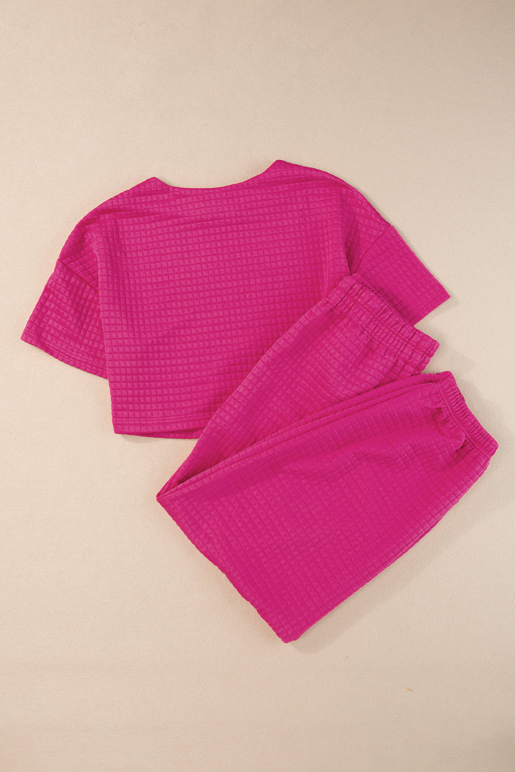 Set di maglietta corta e pantaloni da jogging testurizzati con reticolo rosa rosso