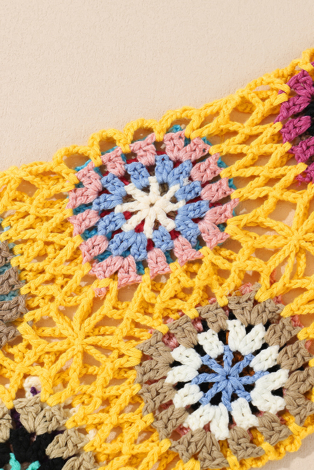 Ginger Cardigan Floral Ouvert sur le Devant à Manches en Crochet de Grande Taille