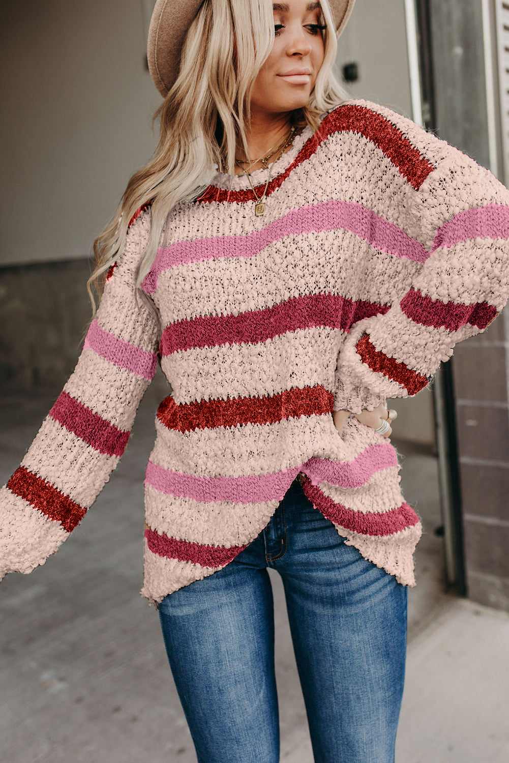 Pull en tricot pop-corn rayé rose clair