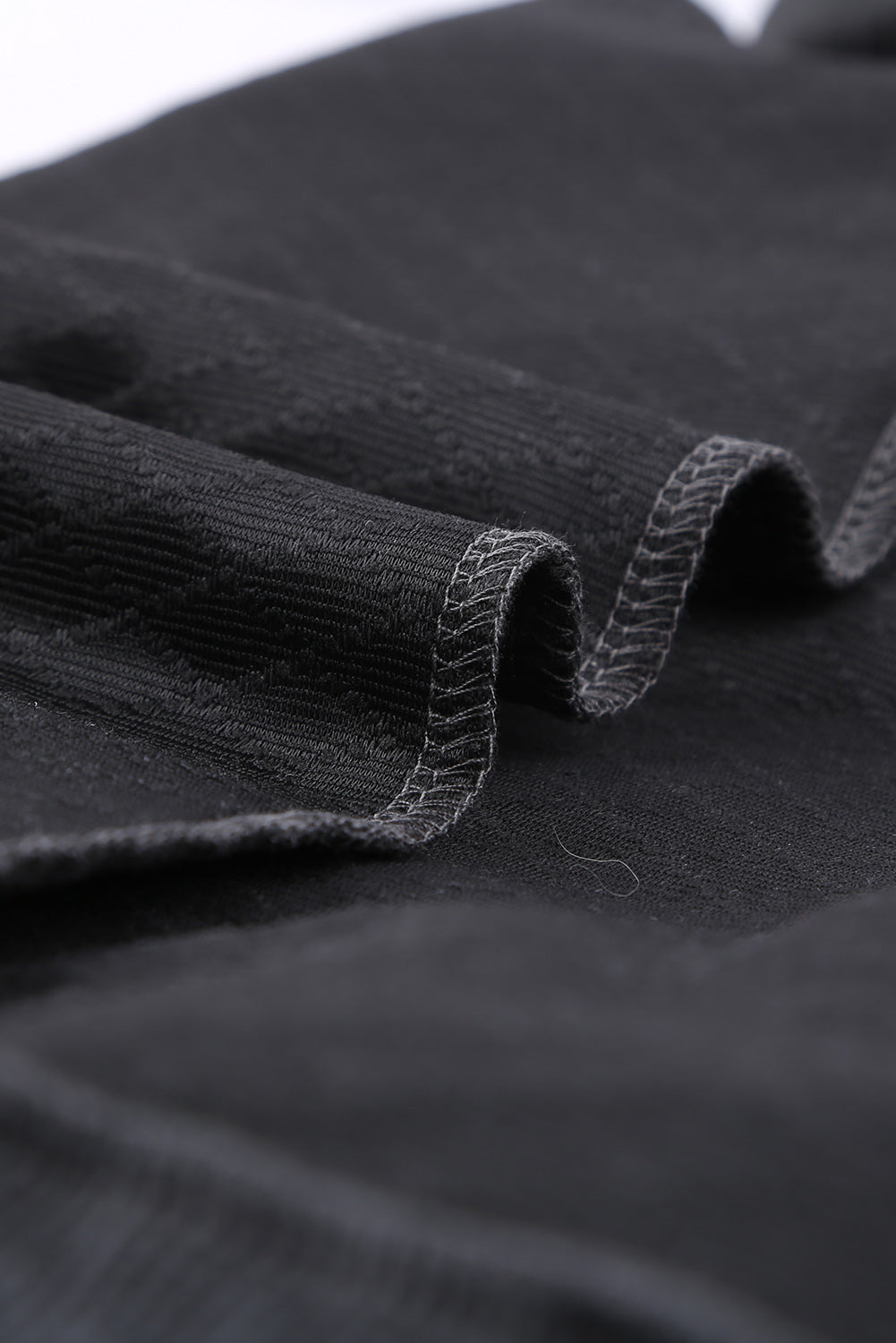 Sweat-shirt gris matelassé à boutons-pression et col montant avec fausse poche avant