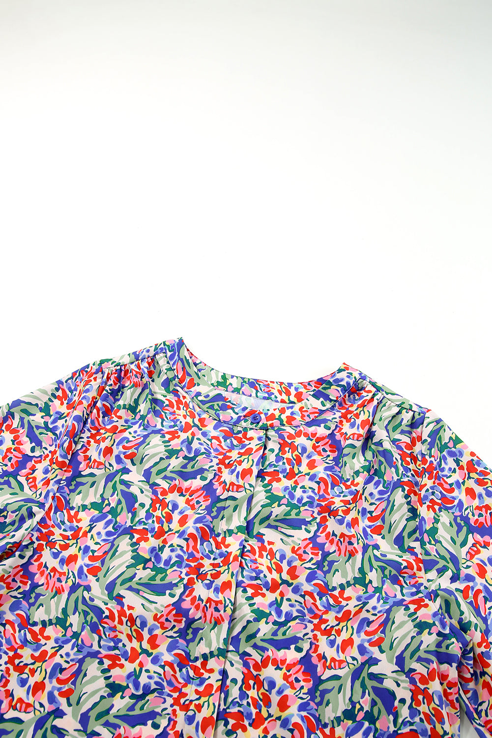 Večbarvna ohlapna bluza z balonastimi rokavi s cvetličnim motivom
