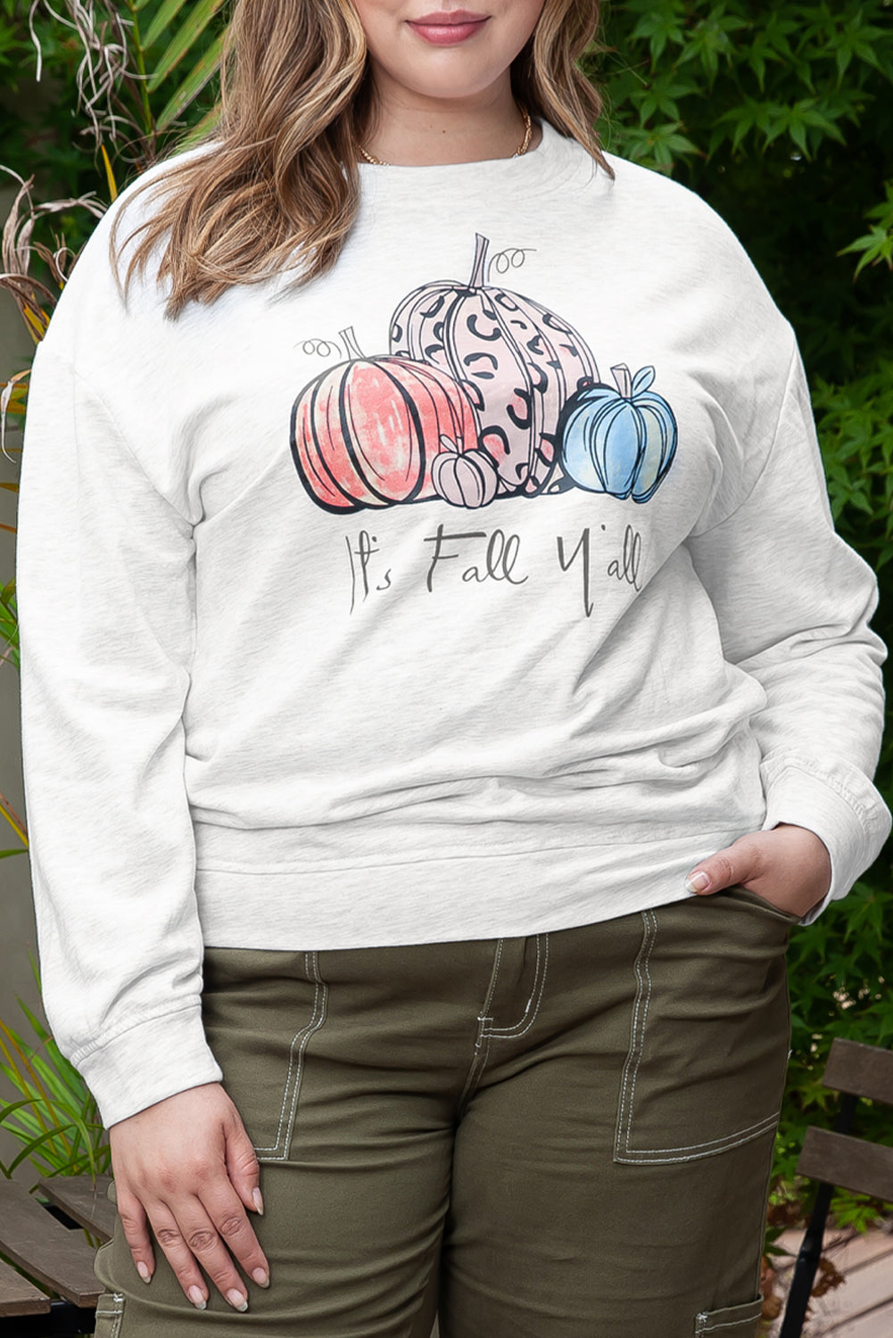 Graues Pullover-Sweatshirt mit Kürbis-Grafik in Übergröße