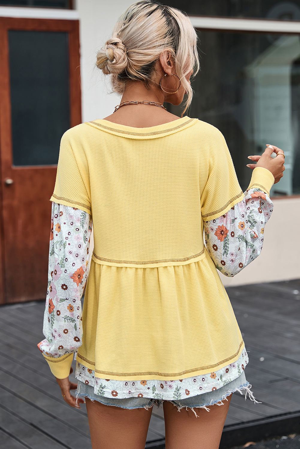 Žuta cvjetna patchwork pletena babydoll bluza